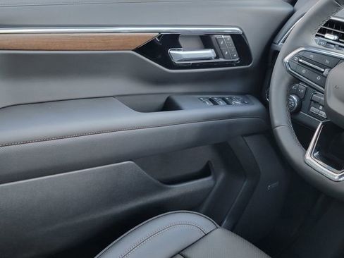 New 2025 Chevrolet Tahoe High Country image 25