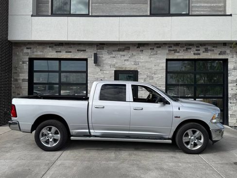 Used 2019 RAM 1500 Big Horn AWD/4WD image 2