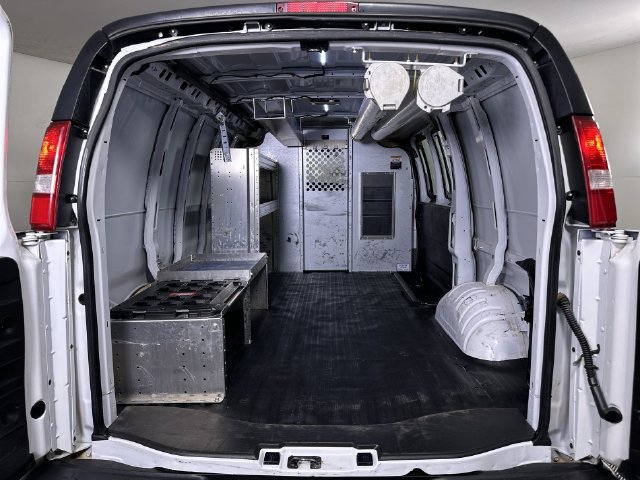 Used 2023 Chevrolet Express 2500 w/ Driver Convenience Package RWD image 27