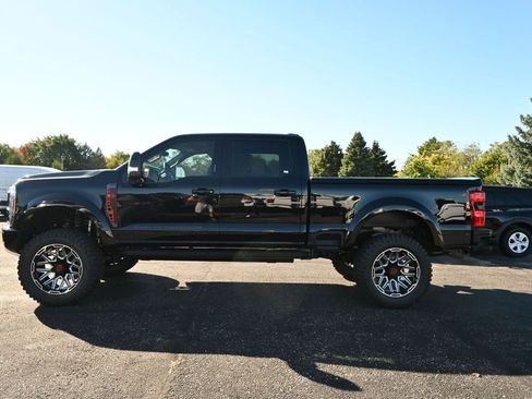 New 2026 Ford F250 Lariat w/ Black Appearance Package image 12