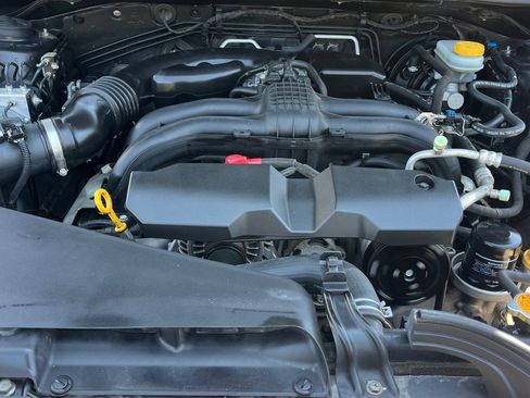 Used 2017 Subaru Crosstrek 2.0i Premium AWD/4WD image 20