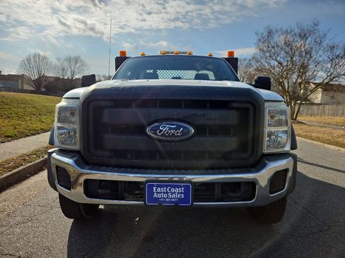 Used 2011 Ford F450 XL w/ XL Value Pkg image 9