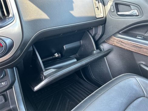 Used 2021 GMC Canyon Denali image 28