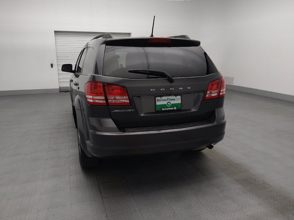 Used 2020 Dodge Journey SE FWD image 6