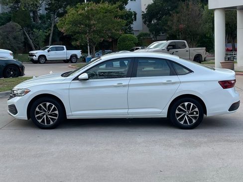Used 2024 Volkswagen Jetta S FWD image 3
