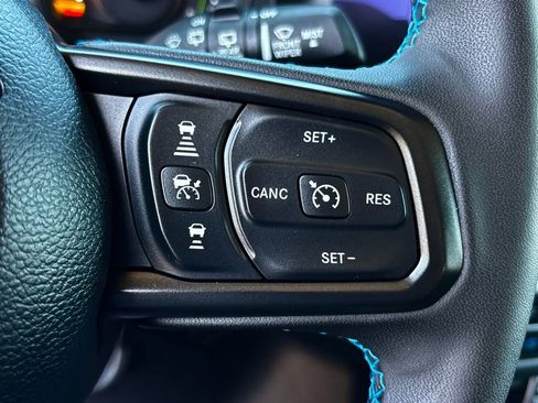 Used 2025 Jeep Wrangler Unlimited Rubicon 4xe w/ Convenience Group image 19