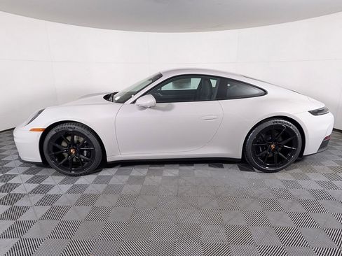 New 2026 Porsche 911 Carrera image 2