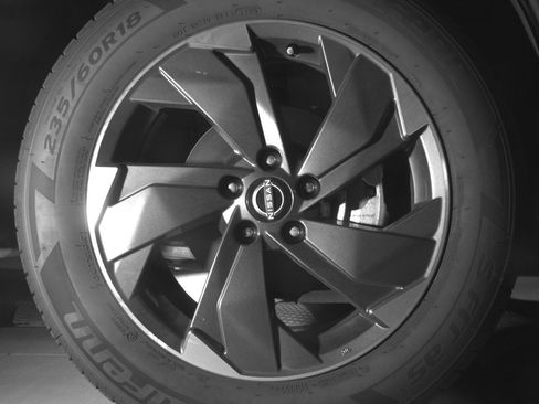 Used 2025 Nissan Rogue SV AWD/4WD image 13