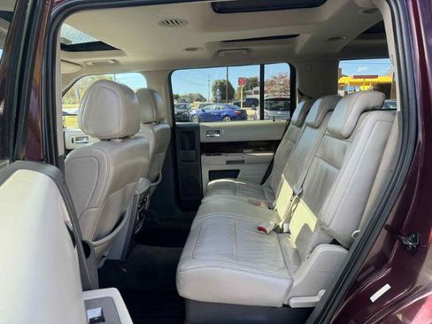 Used 2011 Ford Flex SEL w/ Rapid Spec Order Code image 12