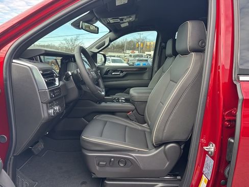 New 2026 GMC Yukon Elevation image 17