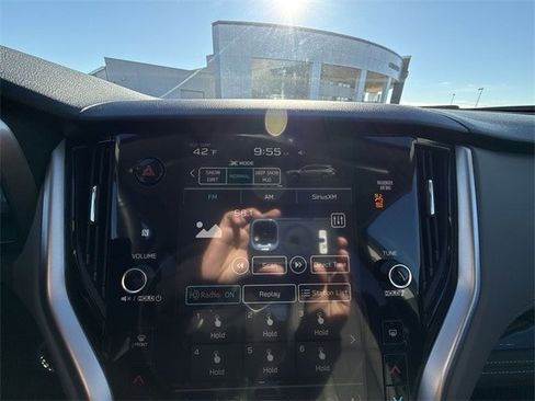 Used 2025 Subaru Outback Onyx Edition image 16