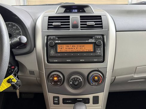Used 2012 Toyota Corolla LE FWD image 16
