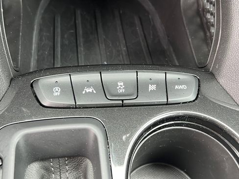 Used 2025 Chevrolet TrailBlazer LT AWD/4WD image 28