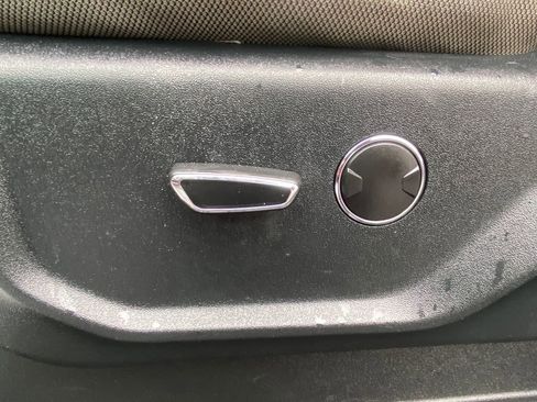 Used 2019 Ford F250 XLT w/ XLT Premium Package image 12