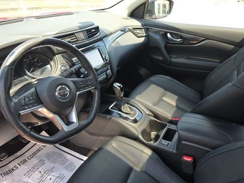 Used 2018 Nissan Rogue Sport SL w/ SL Premium Package AWD/4WD image 11