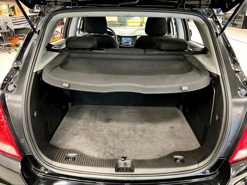 Used 2019 Chevrolet Trax LT FWD image 35