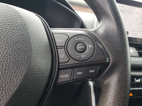 Used 2023 Toyota RAV4 XLE image 35