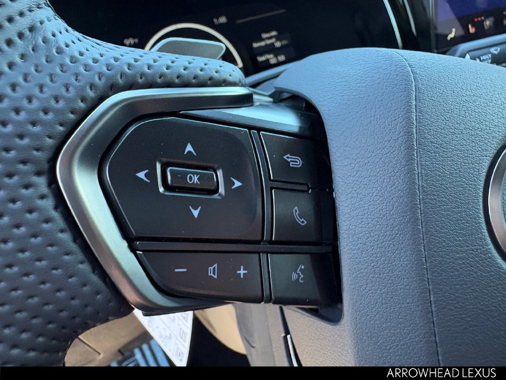 New 2026 Lexus TX 500h AWD w/ Technology Package image 19