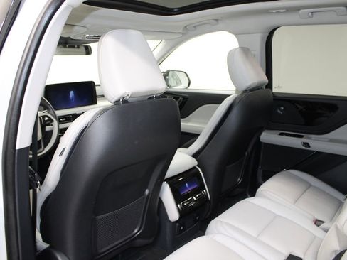 Used 2025 Lincoln Aviator Reserve w/ Illumination Package AWD/4WD image 26
