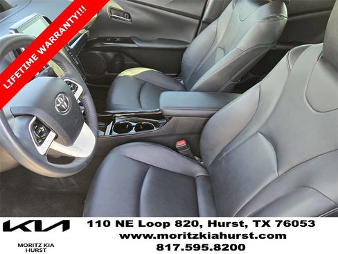 Used 2018 Toyota Prius Prime Premium image 18