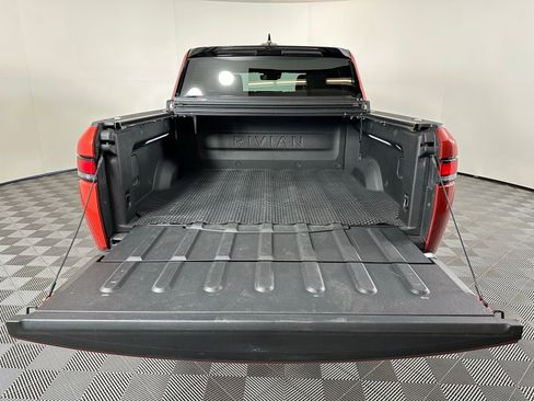 Used 2024 Rivian R1T Adventure image 28