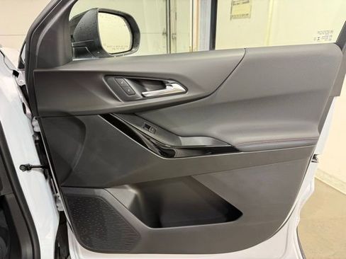 New 2026 Chevrolet Equinox RS w/ Safety and Technology Package FWD image 26