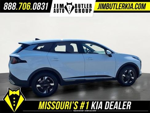 Used 2026 Kia Sportage LX FWD image 23