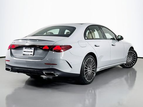 New 2026 Mercedes-Benz E 350 Sedan image 11