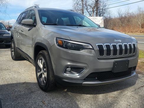 Used 2020 Jeep Cherokee Limited image 2