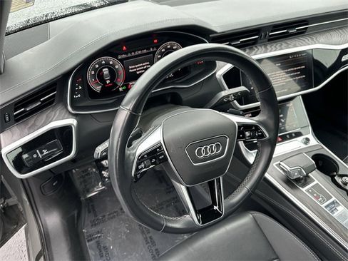Used 2024 Audi A6 Premium Plus image 11