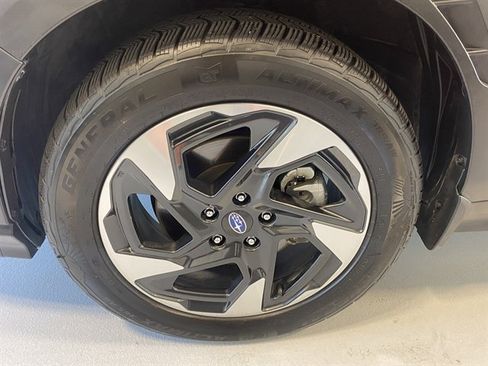 Used 2024 Subaru Crosstrek 2.5i Limited image 38