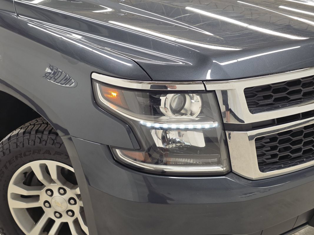 Used 2019 Chevrolet Suburban LT AWD/4WD image 48