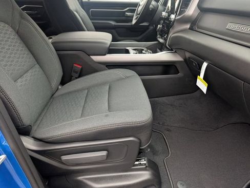 New 2026 RAM 1500 4x4 Crew Cab image 30