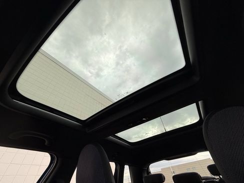 New 2025 MINI Cooper S image 34