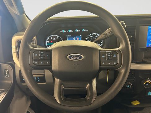 Used 2025 Ford F350 XL w/ XL Driver Assist Package RWD image 13