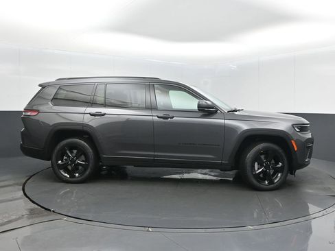 New 2026 Jeep Grand Cherokee L Limited image 8