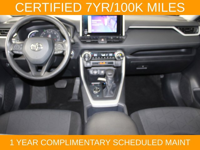 Used 2025 Toyota RAV4 XLE AWD/4WD image 15