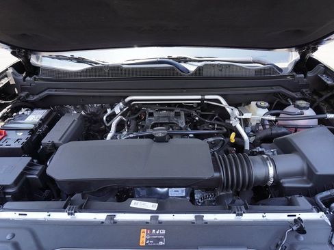 New 2026 GMC Canyon Elevation w/ Convenience Package RWD image 9