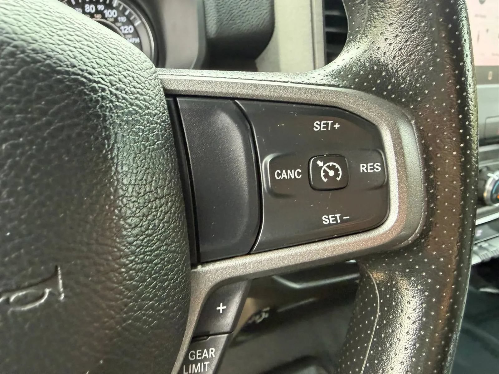 Used 2023 RAM 2500 Tradesman AWD/4WD image 26