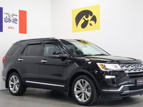 Used 2019 Ford Explorer Limited w/ Class III Trailer Tow Package image 1
