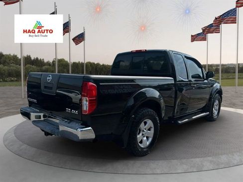 Used 2010 Nissan Frontier SE w/ SE Value Truck Pkg image 5