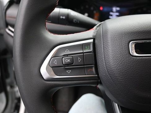 Used 2025 Jeep Compass Trailhawk w/ Trailer Tow Group image 15