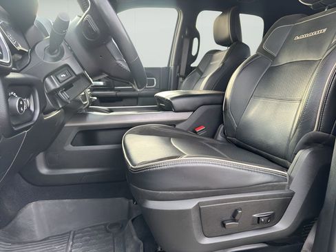 Used 2022 RAM 3500 Laramie w/ Night Edition image 13