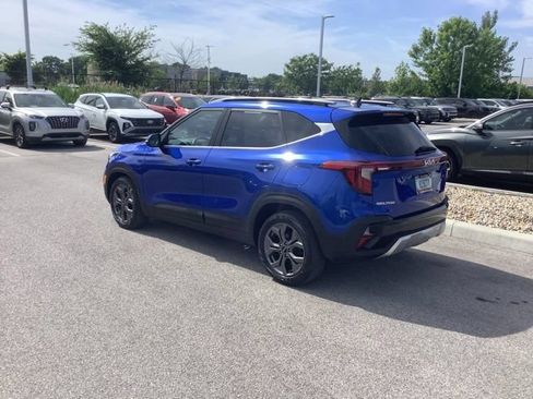 Used 2024 Kia Seltos S FWD image 3