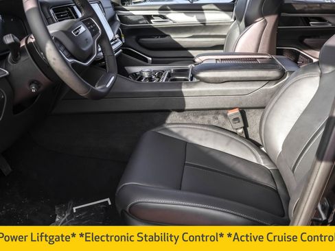 New 2026 Jeep Grand Wagoneer Limited w/ Premium Group II AWD/4WD image 5