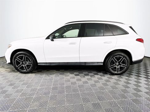 New 2026 Mercedes-Benz GLC 300 4MATIC image 3