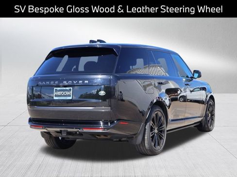 Used 2023 Land Rover Range Rover Long Wheelbase SE AWD/4WD image 8