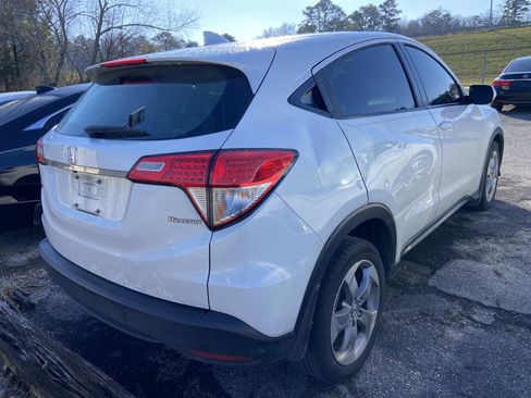 Used 2022 Honda HR-V LX image 4