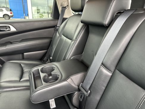 Used 2016 Nissan Pathfinder SL w/ SL Premium Package AWD/4WD image 26