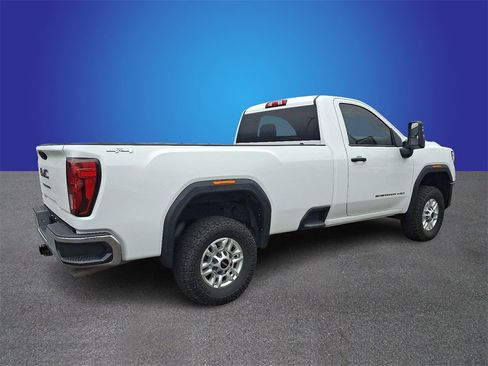 Used 2024 GMC Sierra 2500 Pro w/ Convenience Package image 4